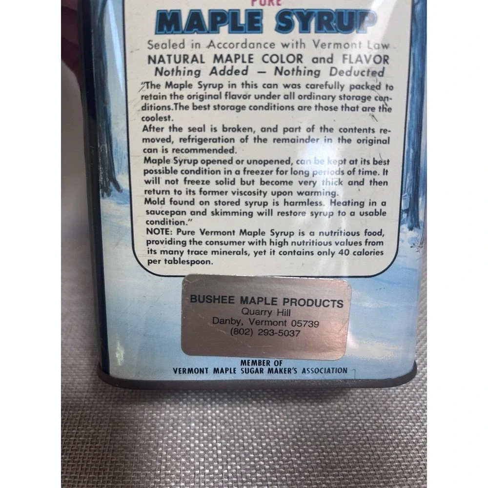 Vtg State Of Vermont Pure Maple Syrup Decorative Tin 32 oz Empty Winter scene